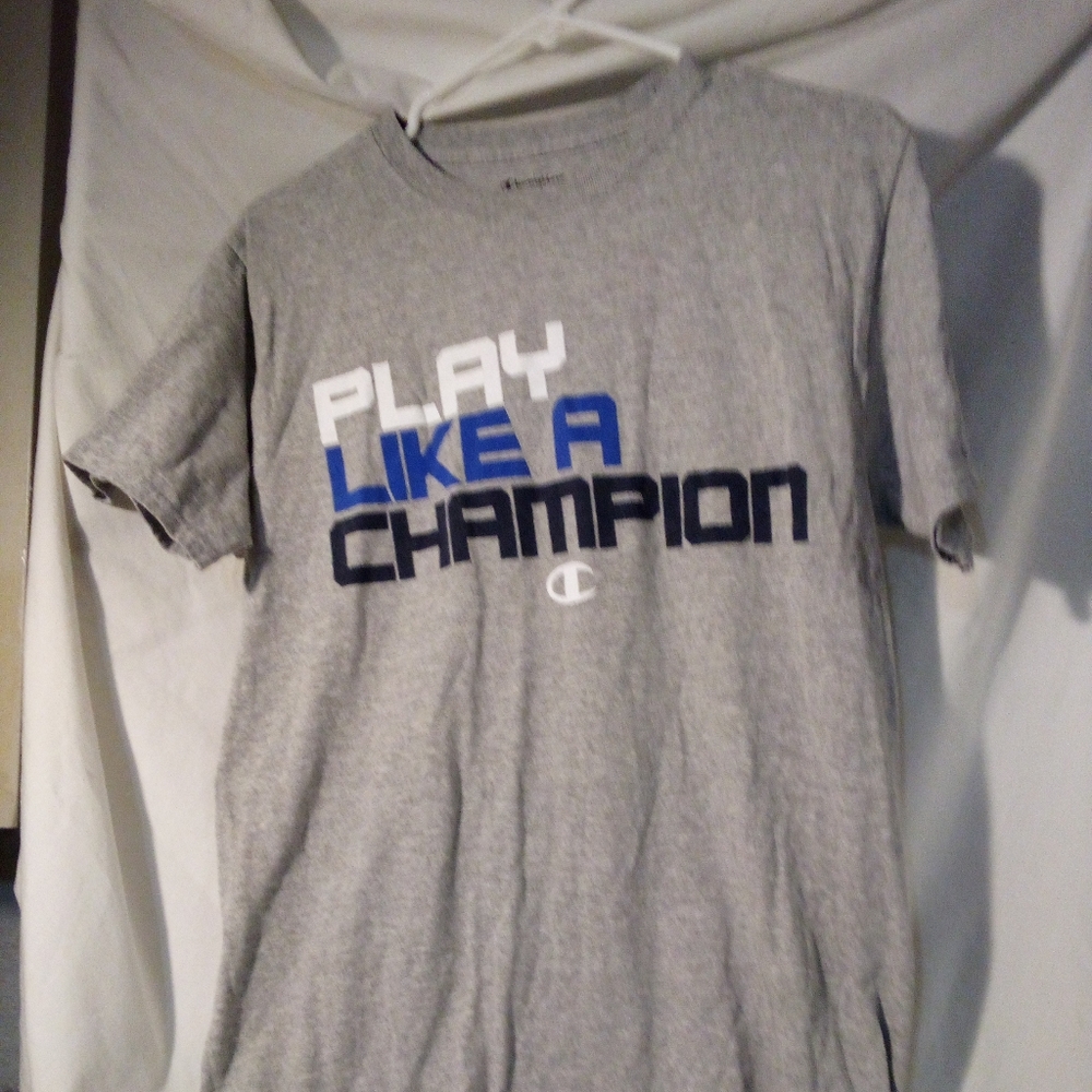 Champion men's small tee shirt,gray